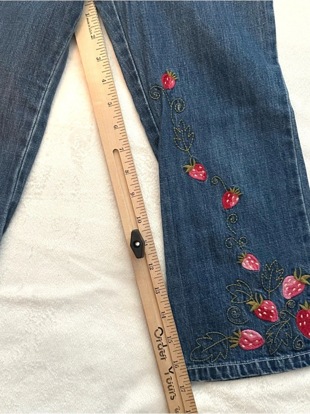 Vintage Gymboree 2003 Strawberry Patch Flare Denim Jeans Girls 5 Embroidered
